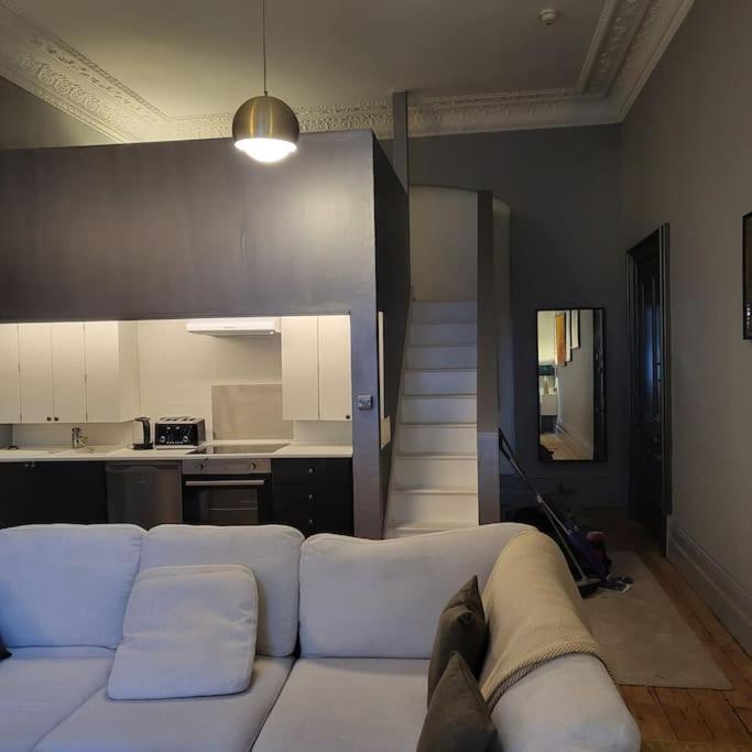 5 Luxury Spacious Loft - Prime Location - Comfortable Bed & Sofa Hove Buitenkant foto