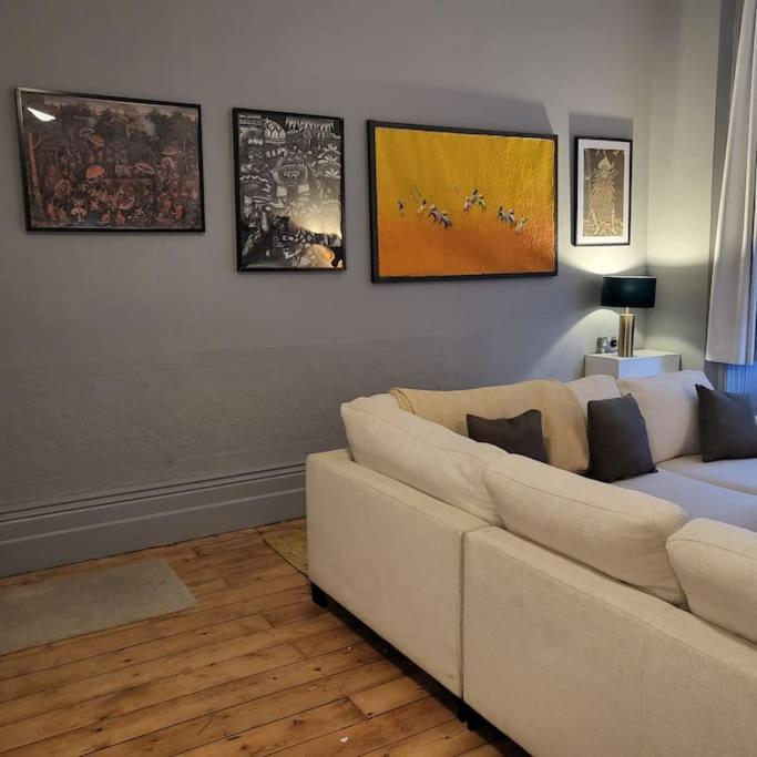 5 Luxury Spacious Loft - Prime Location - Comfortable Bed & Sofa Hove Buitenkant foto