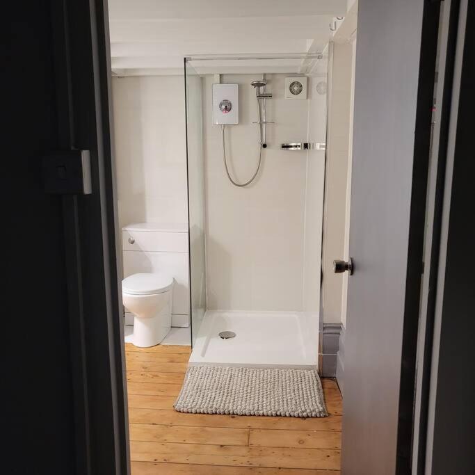 5 Luxury Spacious Loft - Prime Location - Comfortable Bed & Sofa Hove Buitenkant foto