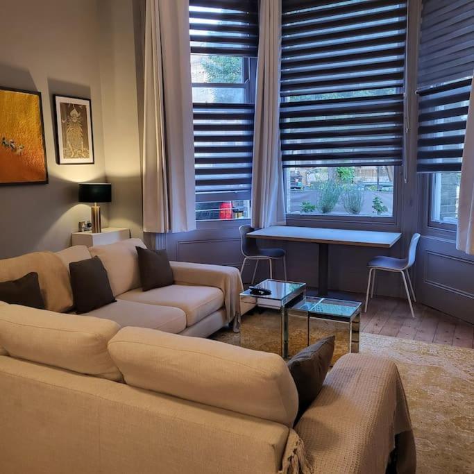 5 Luxury Spacious Loft - Prime Location - Comfortable Bed & Sofa Hove Buitenkant foto