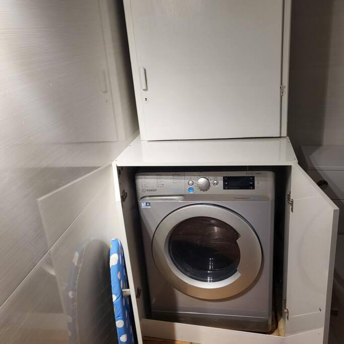 5 Luxury Spacious Loft - Prime Location - Comfortable Bed & Sofa Hove Buitenkant foto